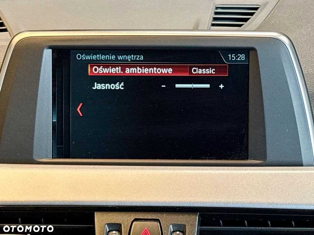 BMW X1 sDrive18i GPF Advantage - 22