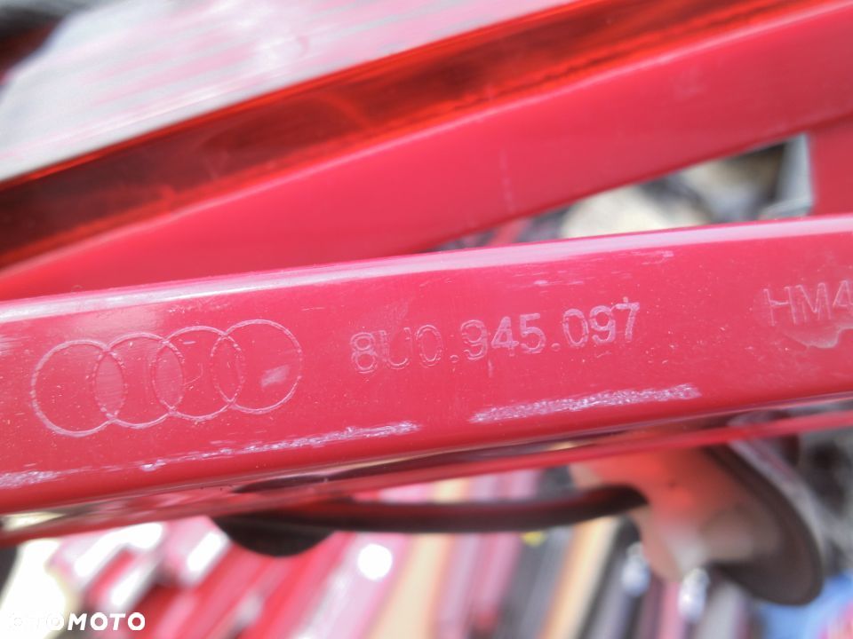 AUDI Q3 8U0 LAMPA ŚWIATŁO STOPU LAMPKA KLAPY TYŁ 8U0945097 POSIADAM DWADZIEŚCIA SZTUK - 3