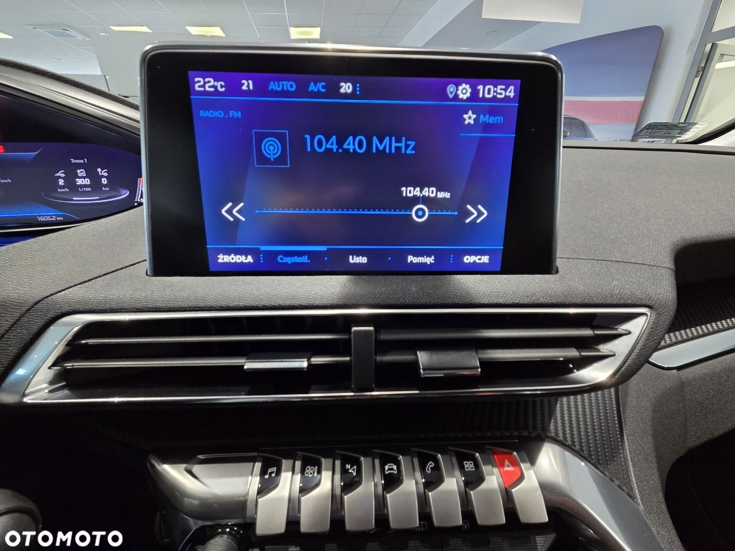 Peugeot 3008 1.2 PureTech Active Pack S&S EAT8 - 24