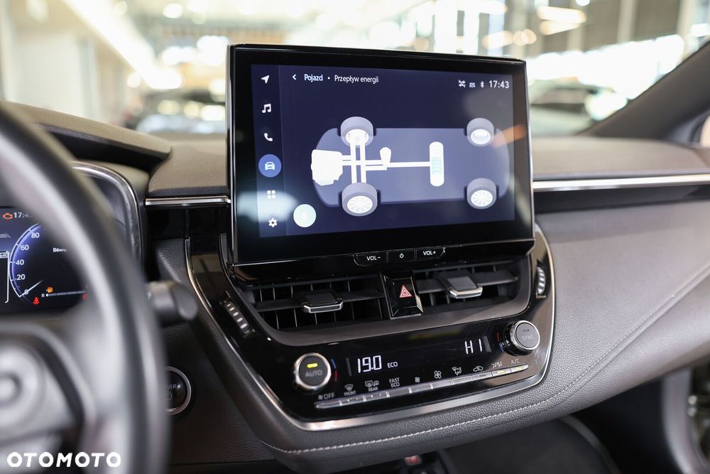 Toyota Corolla 1.8 Hybrid Comfort - 19