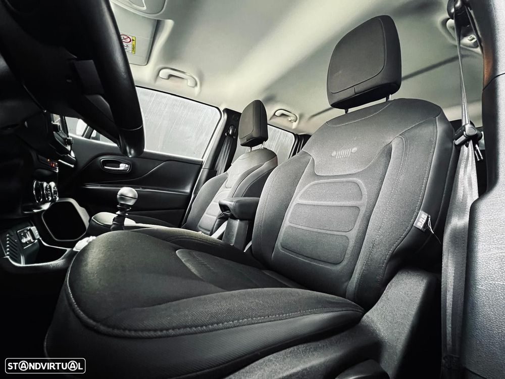 Jeep Renegade 1.6 MJD Limited - 30