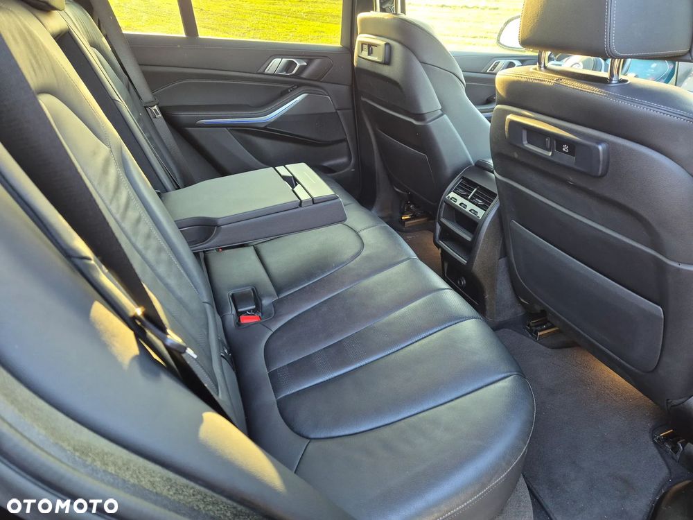 BMW X5 xDrive25d - 11