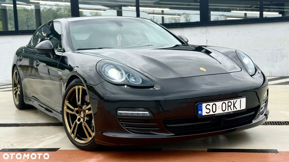 Porsche Panamera 4S - 1