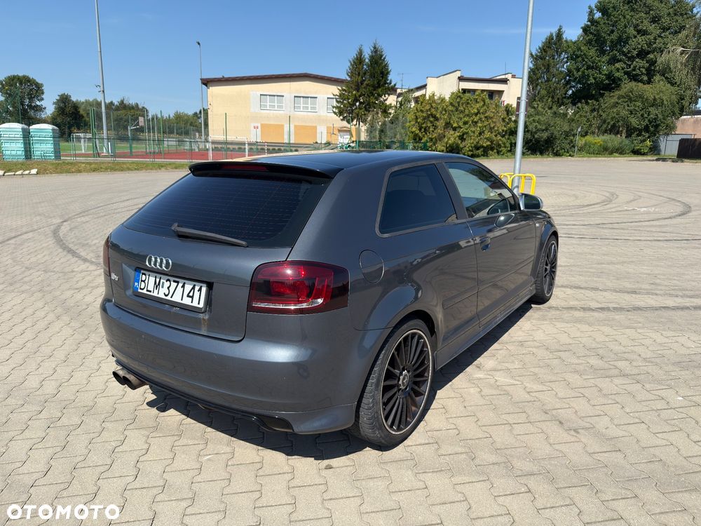 Audi S3 2.0T FSI Quattro - 3