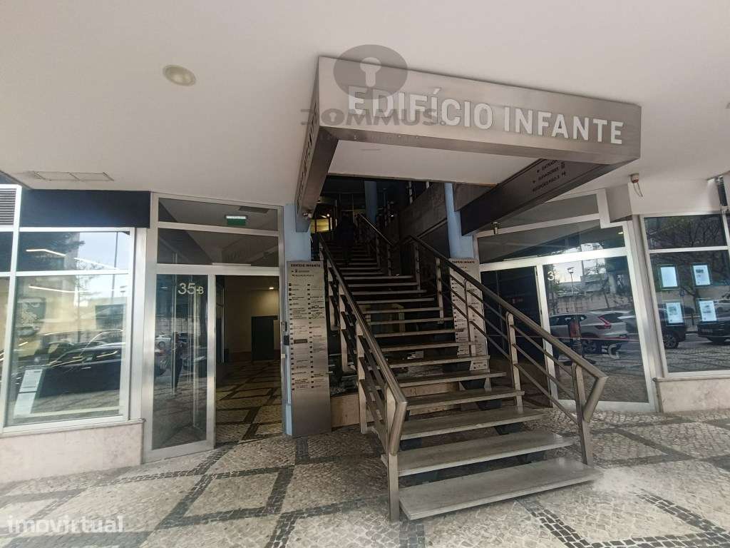 Escritório de Alto Padrão no Edifício Infante - Parque das Nações - Grande imagem: 2/31