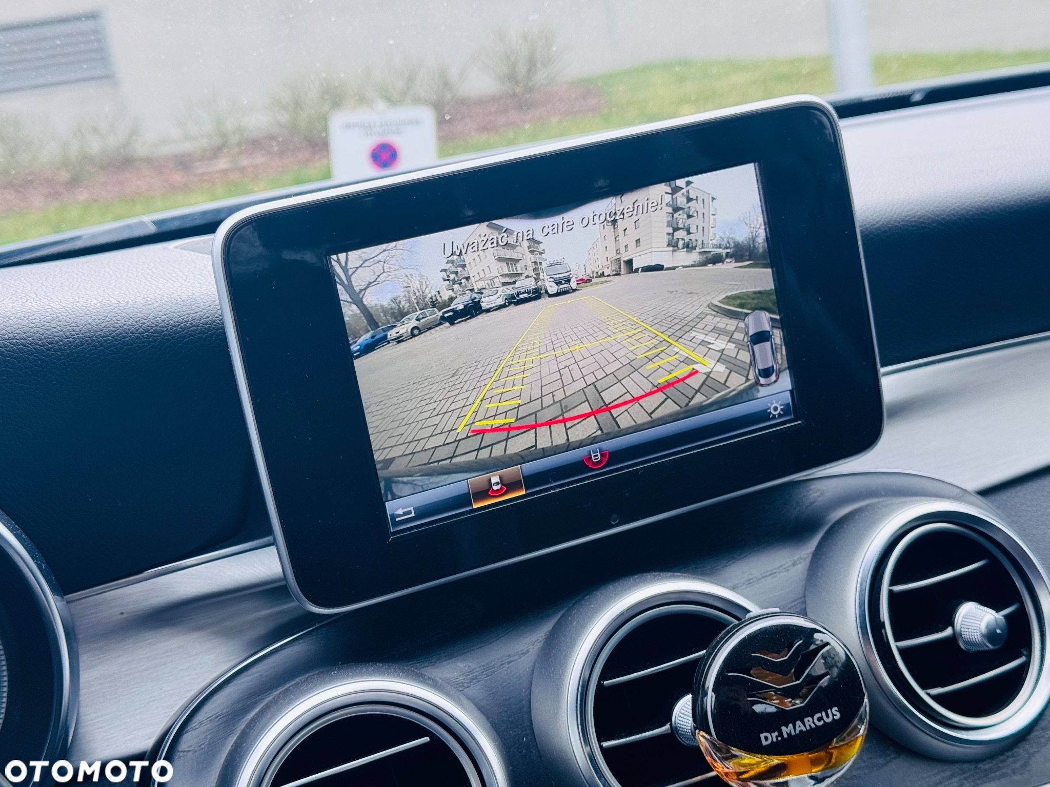 Mercedes-Benz Klasa C 220 d 9G-TRONIC - 32