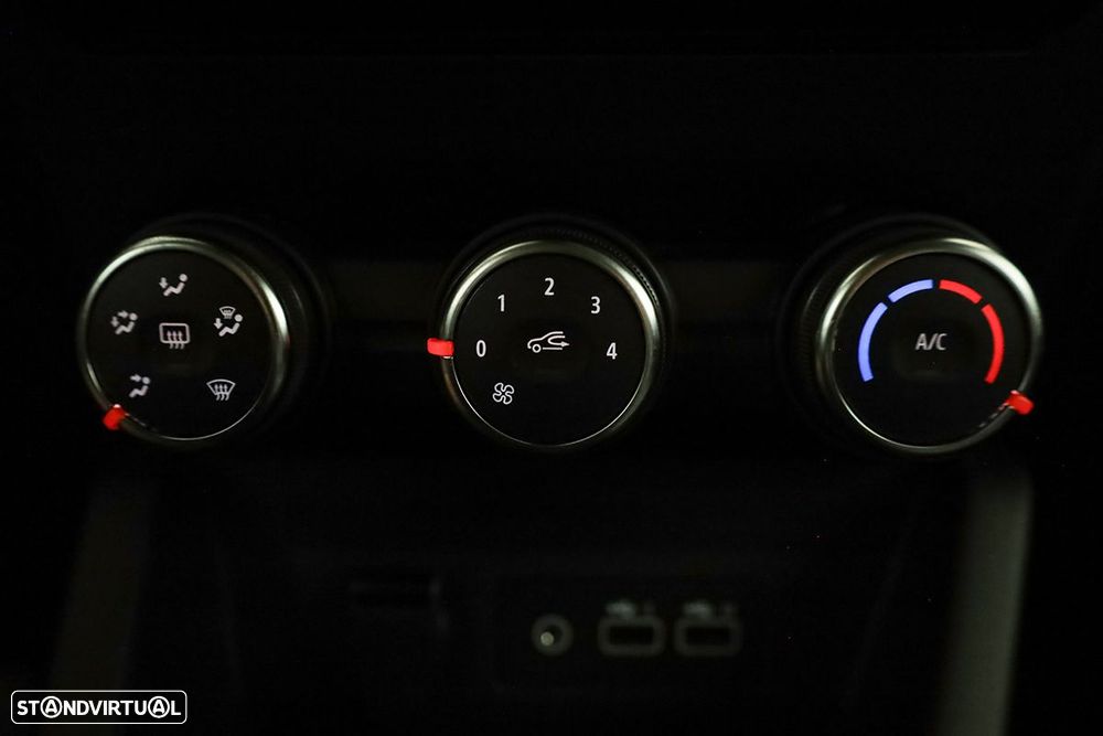 Renault Clio 1.0 TCe Evolution Bi-Fuel - 12