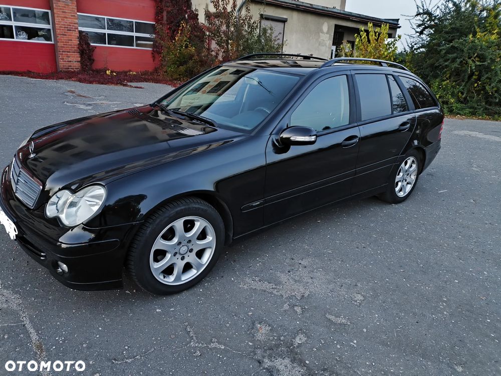 Mercedes-Benz Klasa C 180 T Kompressor Classic - 3