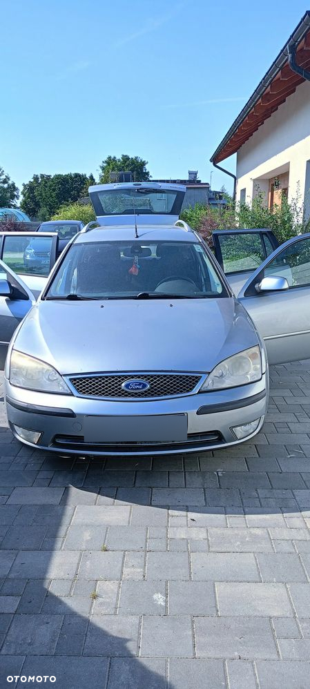 Ford Mondeo 1.8 Ghia - 5
