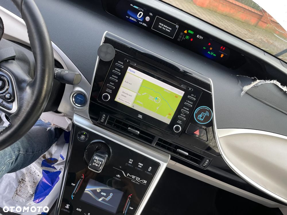 Toyota Mirai - 10
