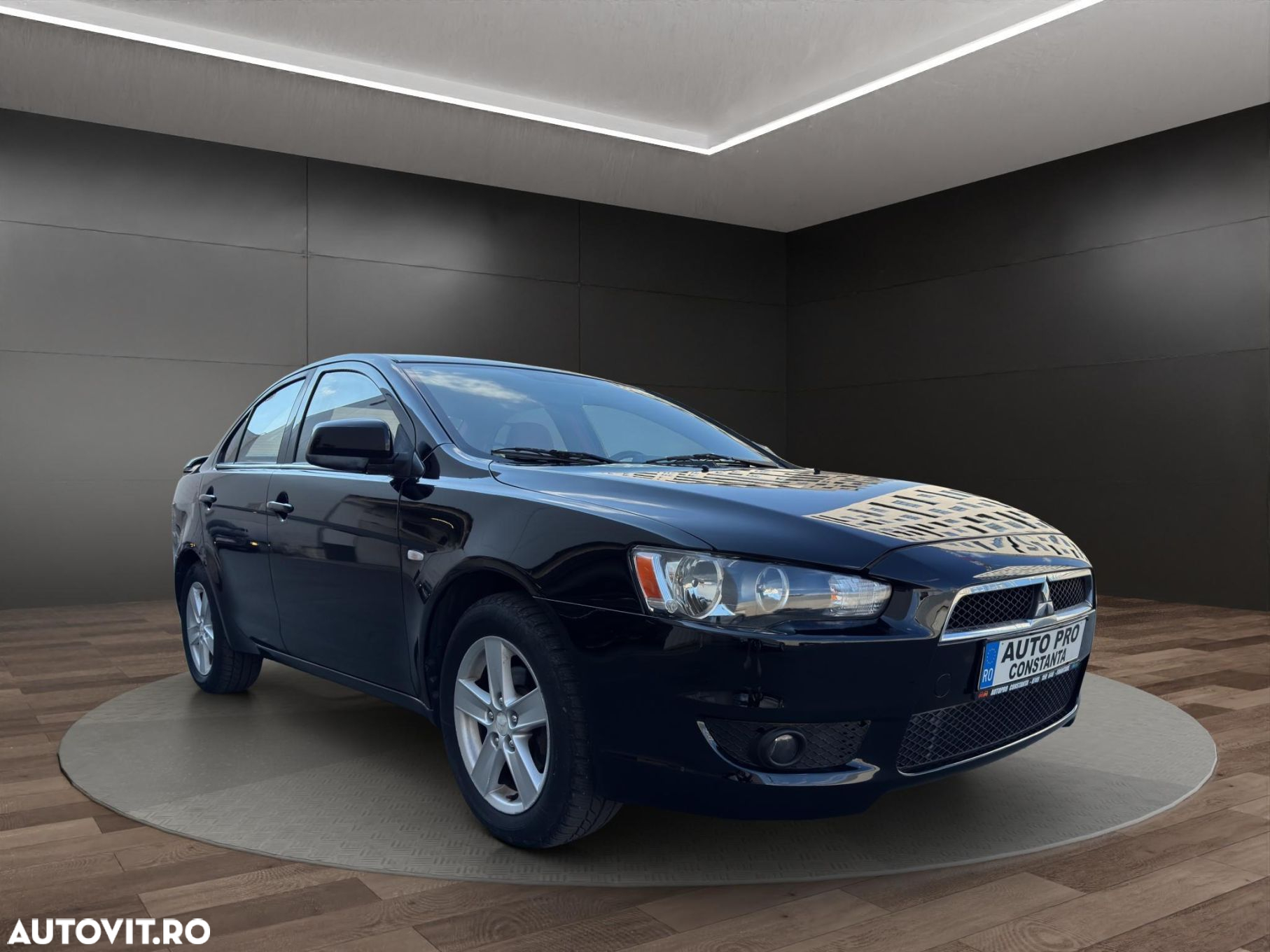 Mitsubishi Lancer - 2