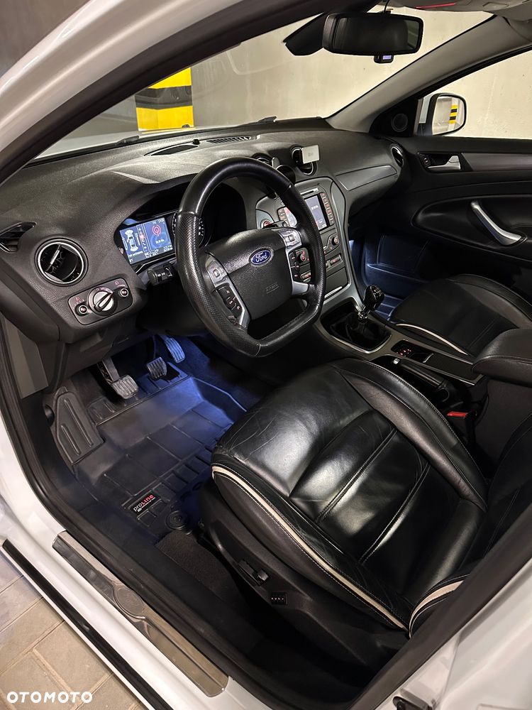 Ford Mondeo ver-1-6-tdci-start--stopp-titanium - 13