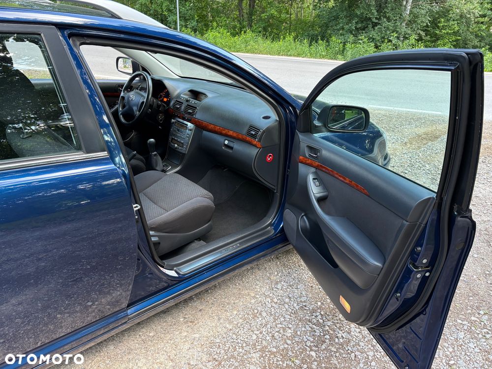 Toyota Avensis 2.0 VVT-i Edition - 26