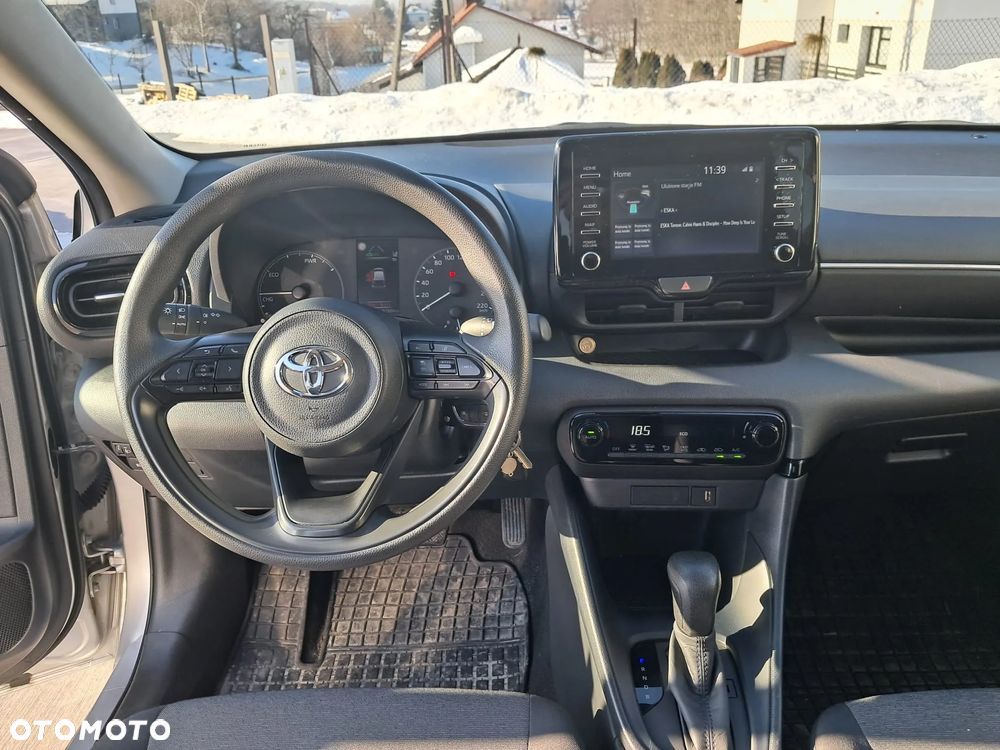 Toyota Yaris ver-hybrid-1-5-comfort - 9