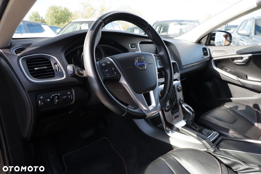 Volvo V40 D2 Powershift Ocean Race - 23