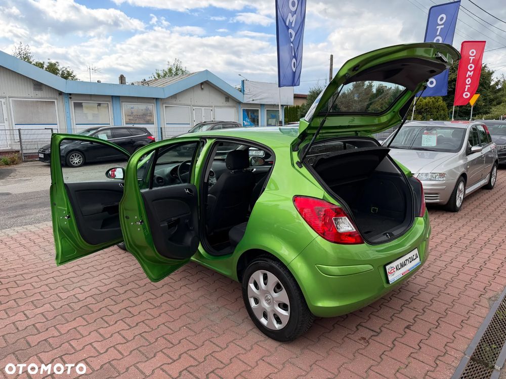 Opel Corsa 1.2 16V Enjoy - 18
