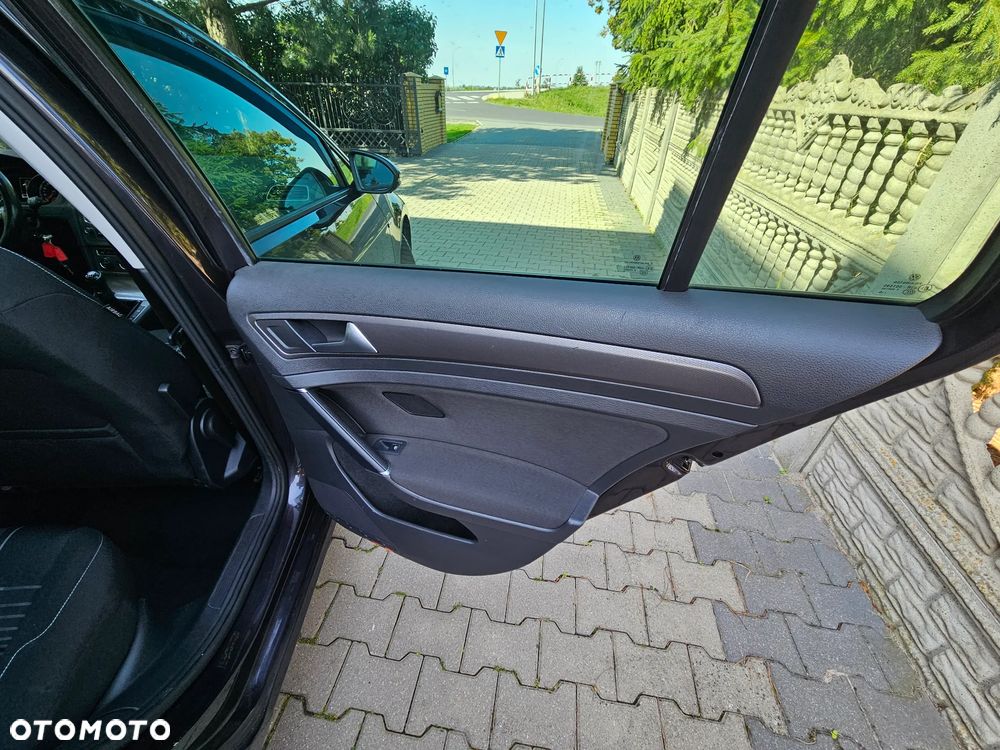 Volkswagen Golf 2.0 TDI BlueMotion Technology Lounge - 14