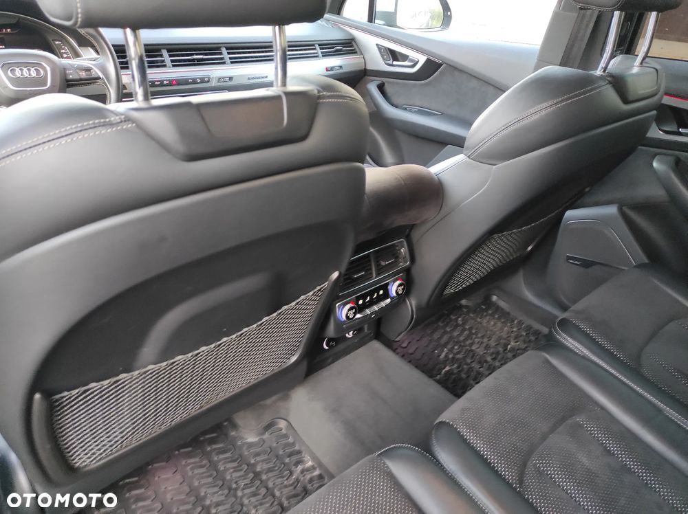 Audi SQ7 4.0 TDI Quattro Tiptronic - 3