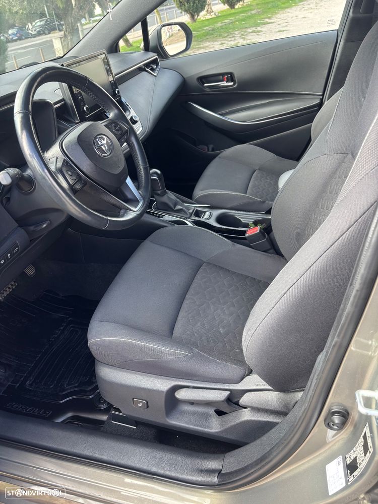 Toyota Corolla Touring Sports 1.8 Hybrid Comfort - 18