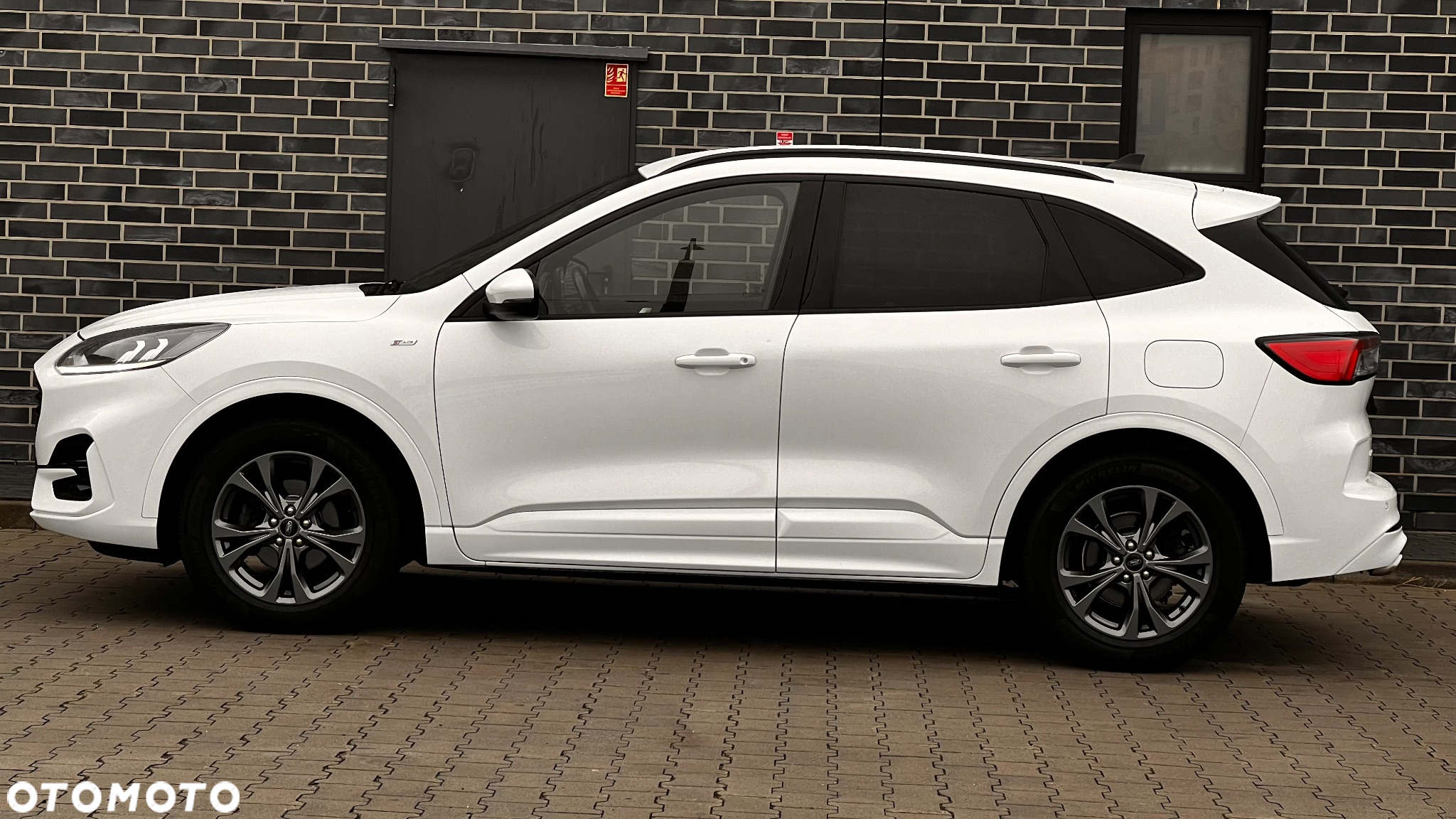 Ford Kuga 2.0 EcoBlue 4x4 ST-LINE - 15