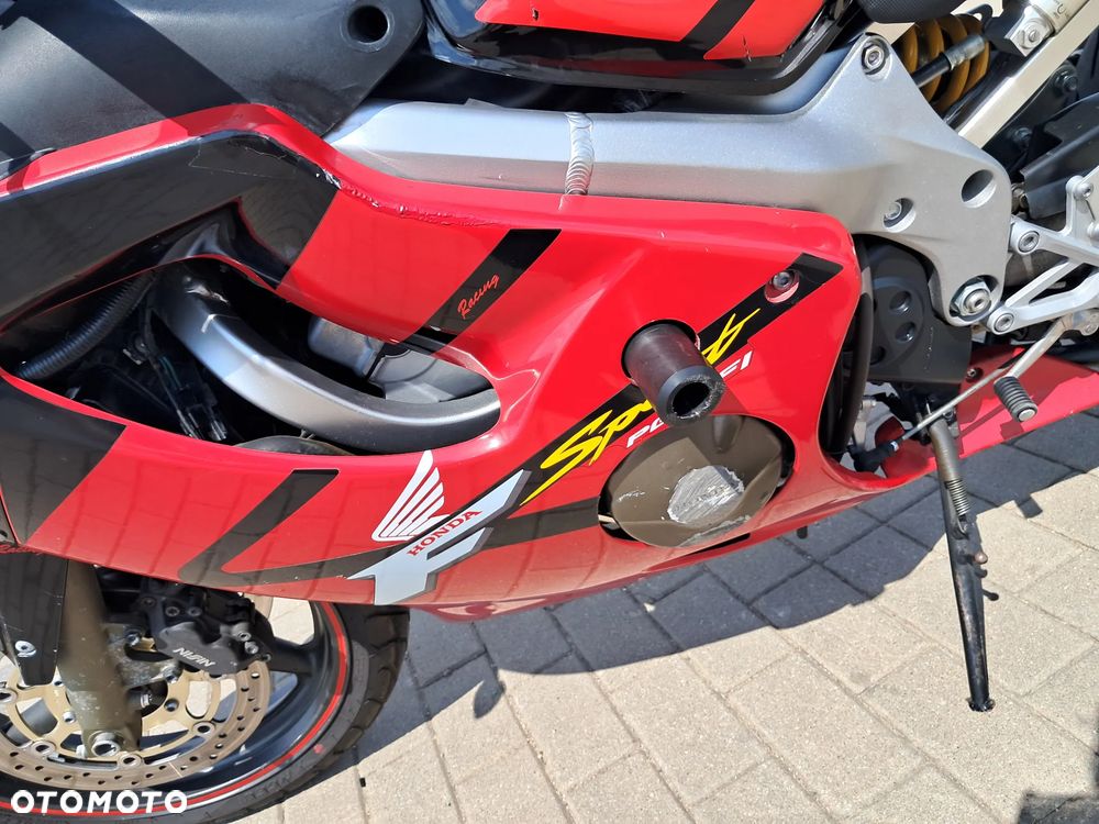 Honda CBR - 18