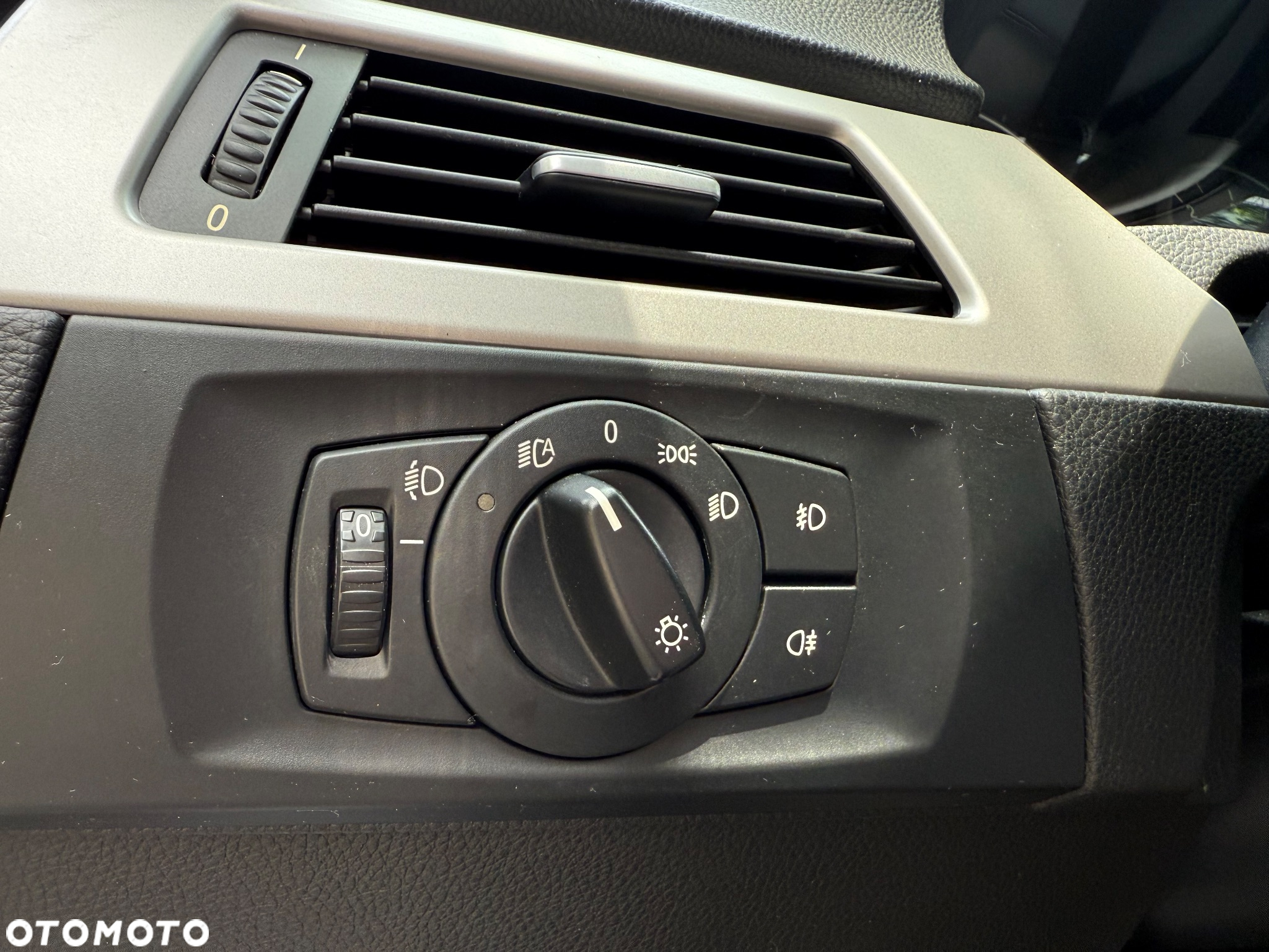 BMW Seria 3 320d - 12