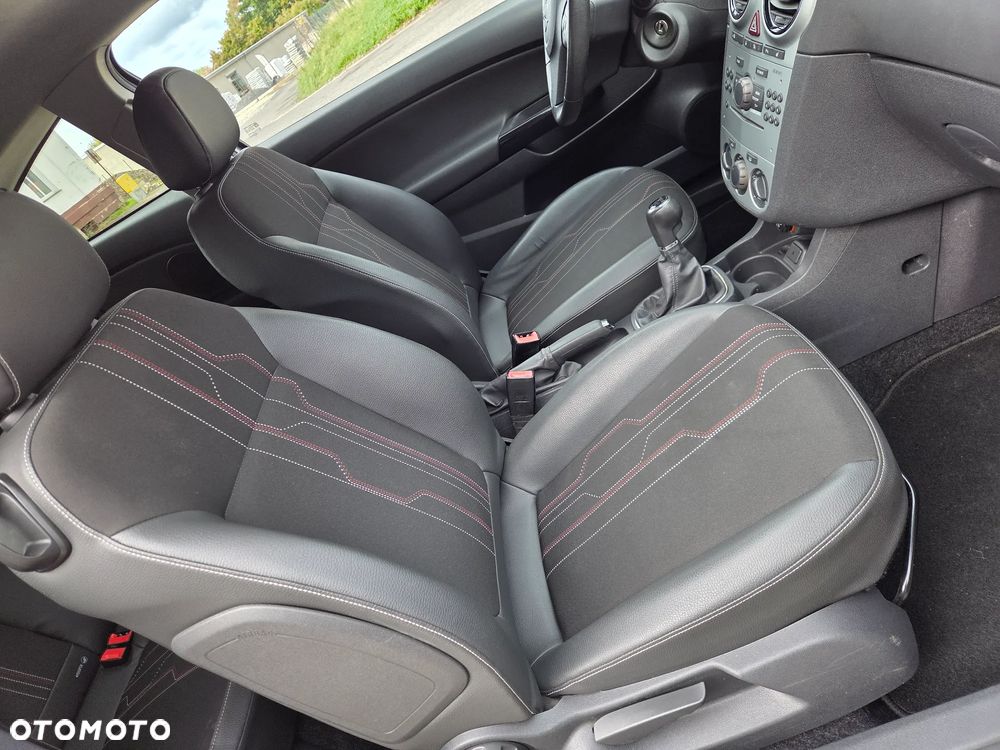Opel Corsa 1.4 16V Edition 150 - 25
