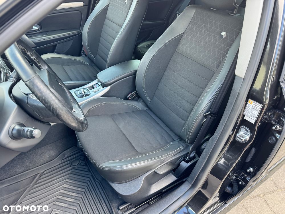 Renault Laguna 2.0 dCi Initiale - 13