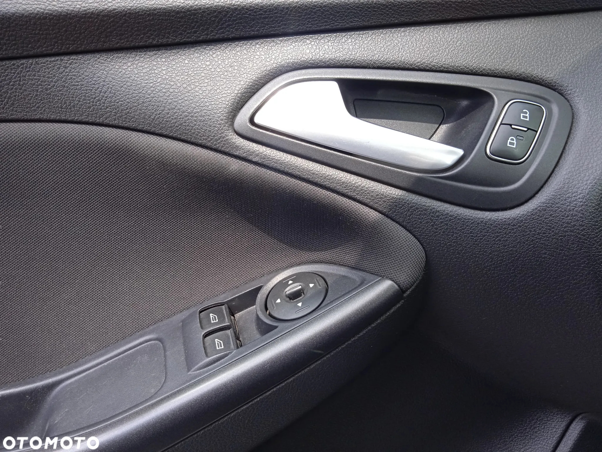 Ford Focus 1.5 TDCi Gold X - 25