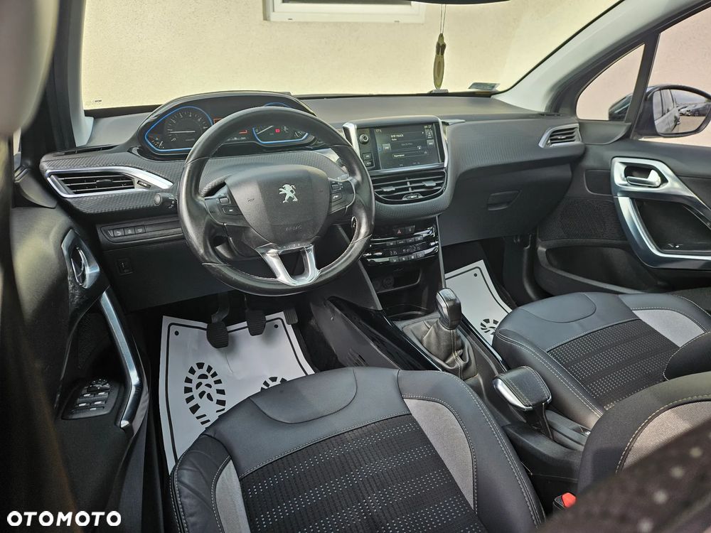 Peugeot 2008 - 6