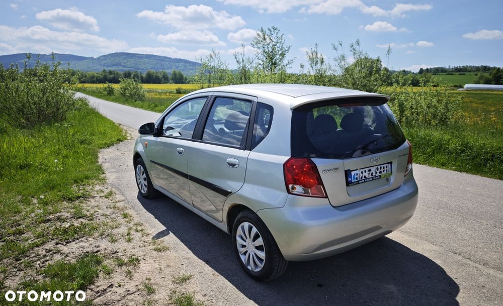 Chevrolet Kalos - 5