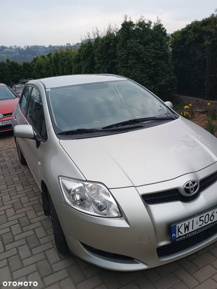 Toyota Auris 1.4 D-4D 2010 - 4