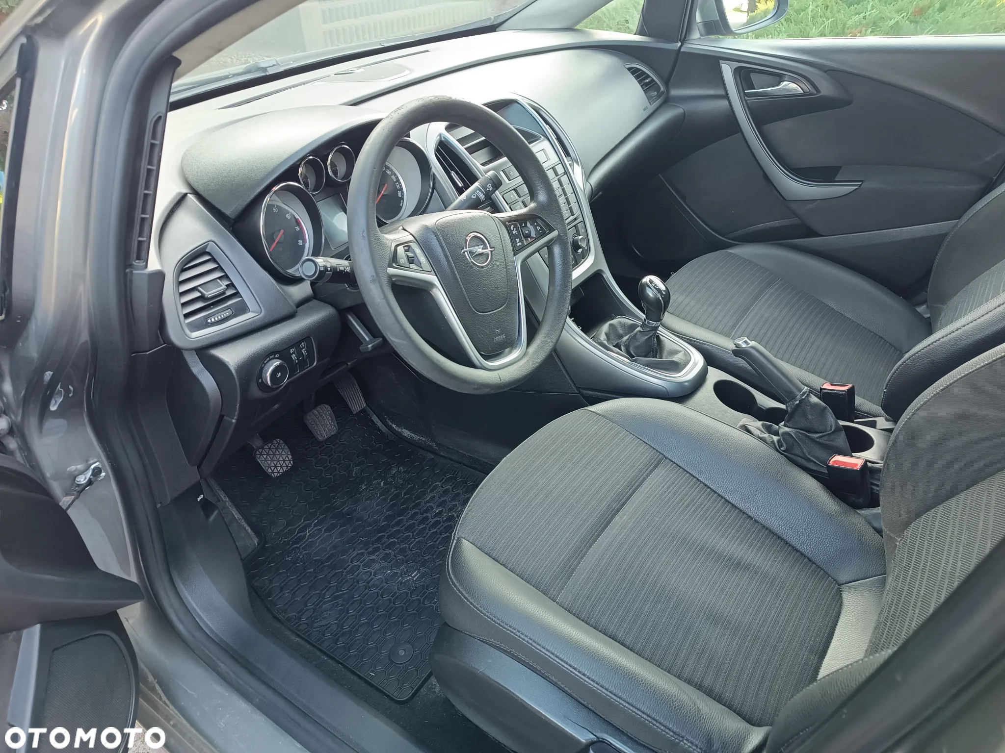Opel Astra IV 1.4 T Enjoy EU6 - 17