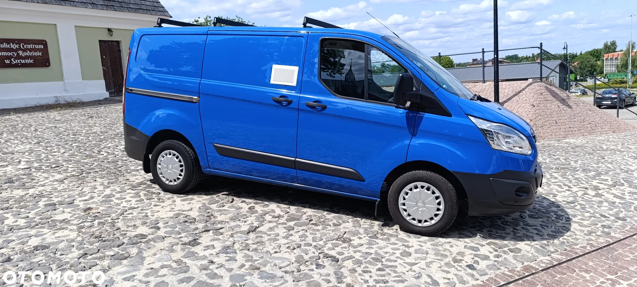 Ford TRANSIT CUSTOM - 2
