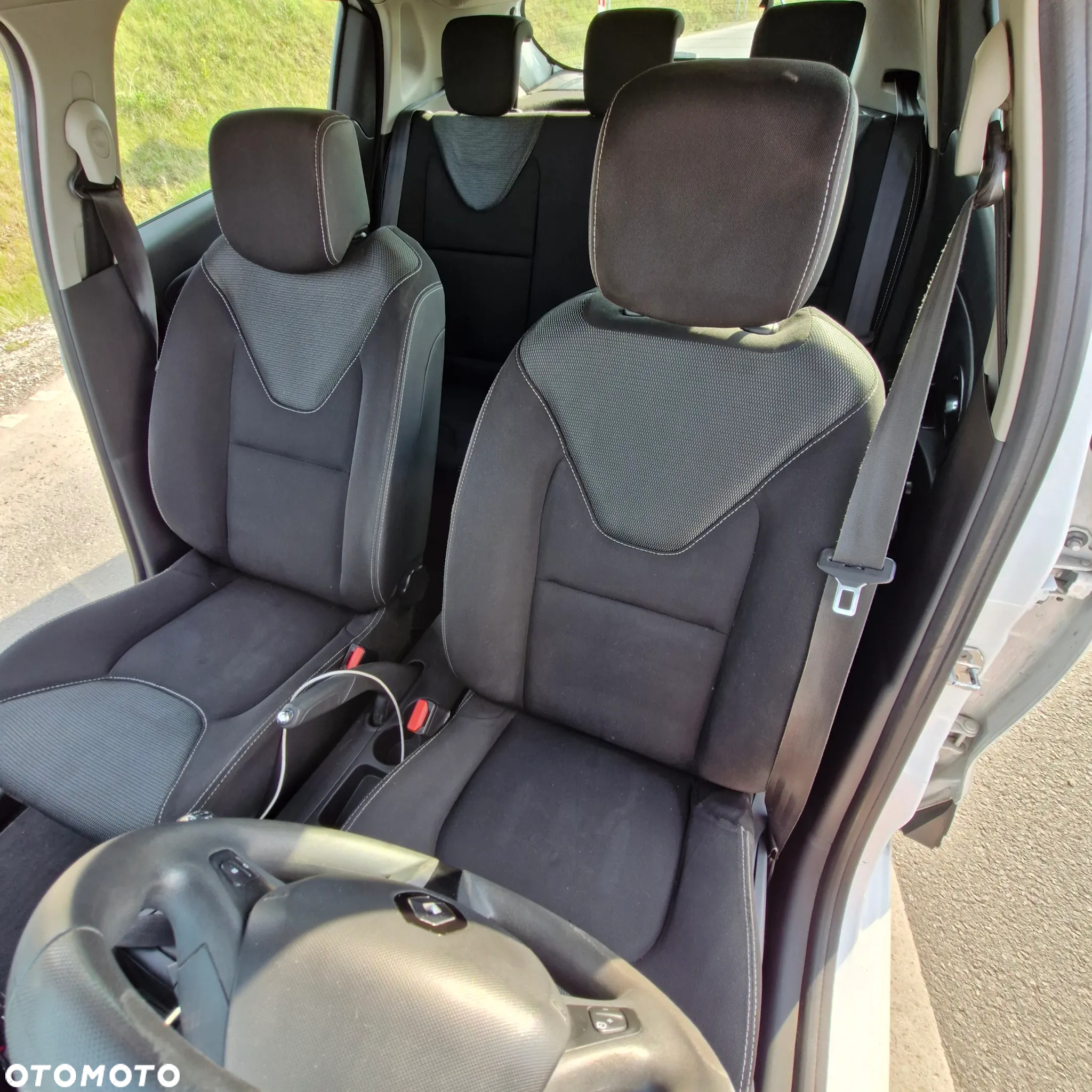 Renault Clio - 12