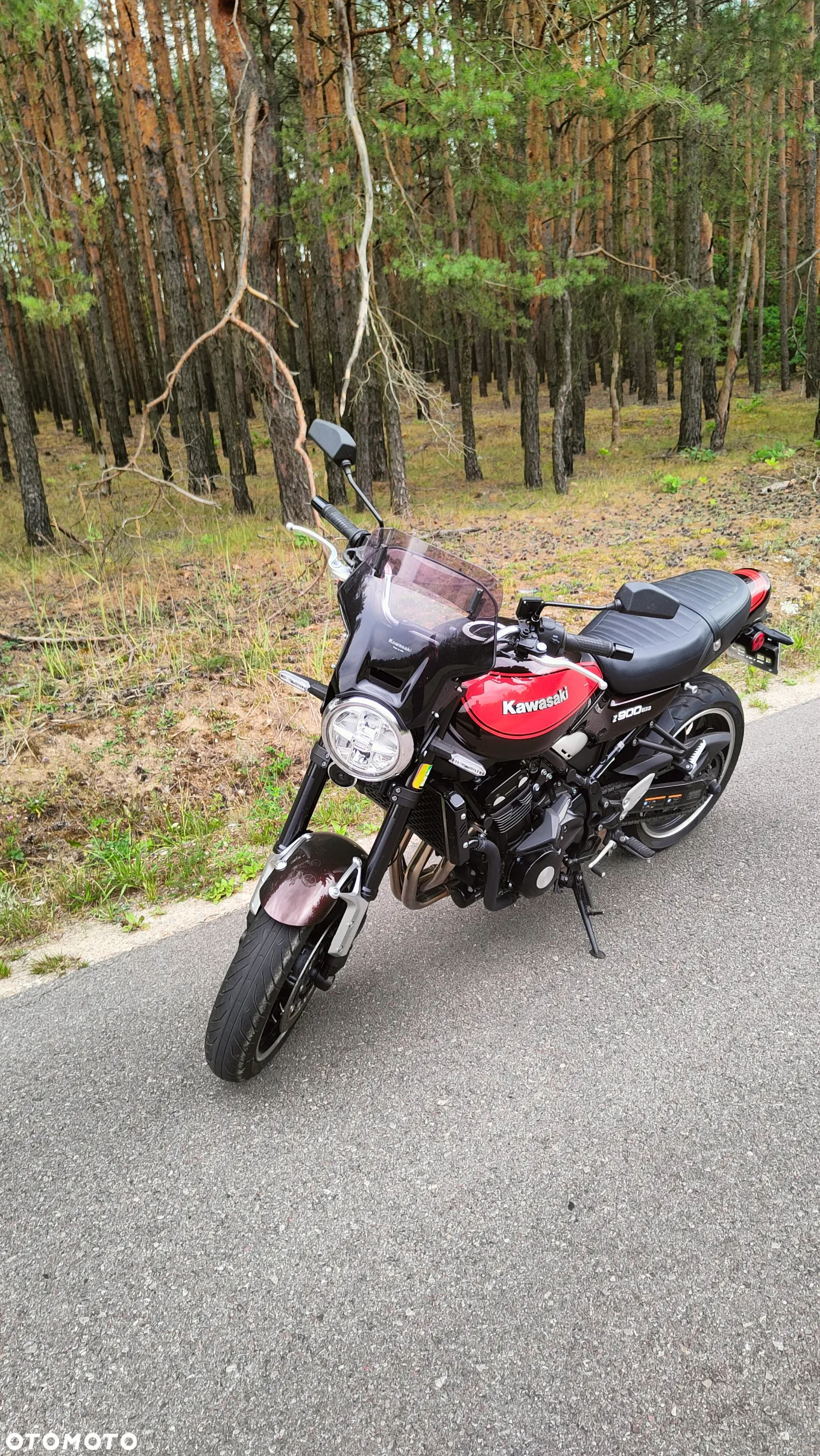Kawasaki Z 900 RS - 7