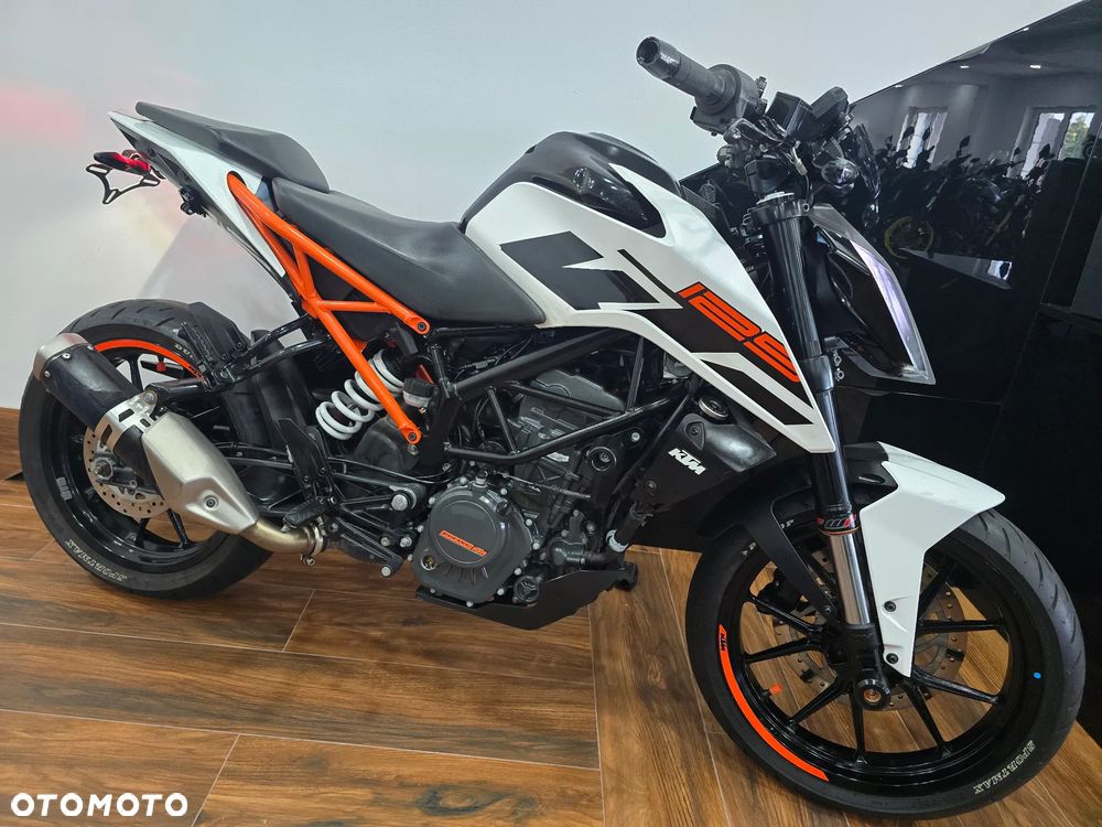 KTM Duke - 25