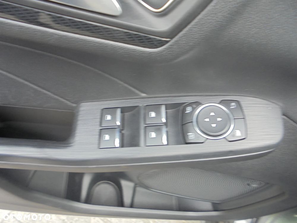 Ford Kuga 2.0 EcoBlue 4x4 ST-LINE X - 9