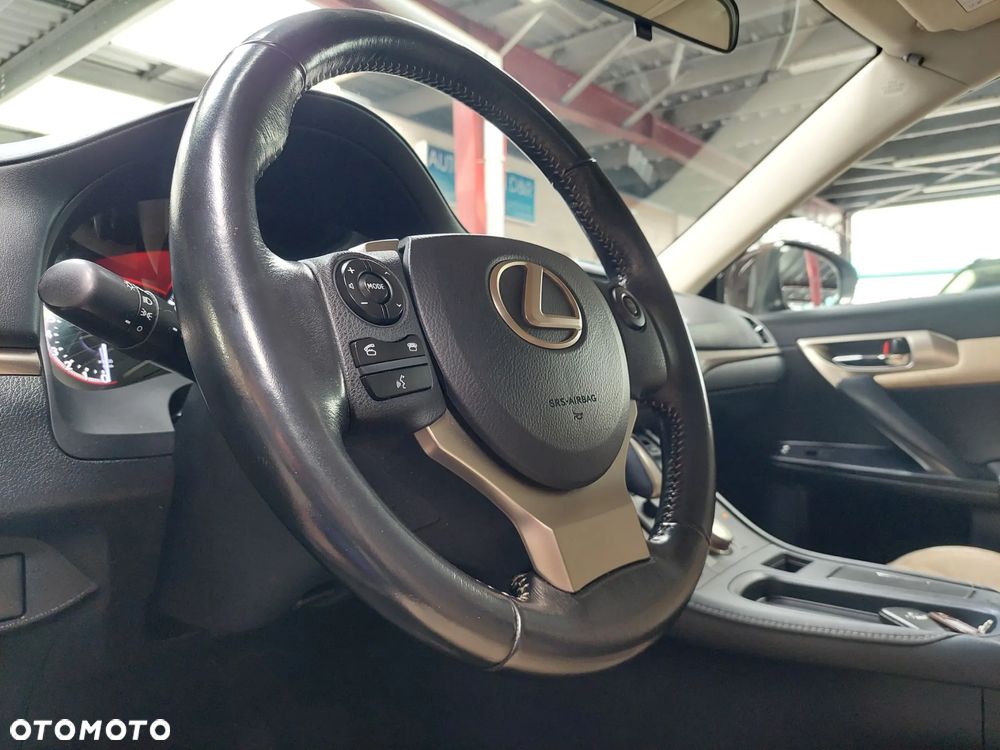 Lexus CT - 38