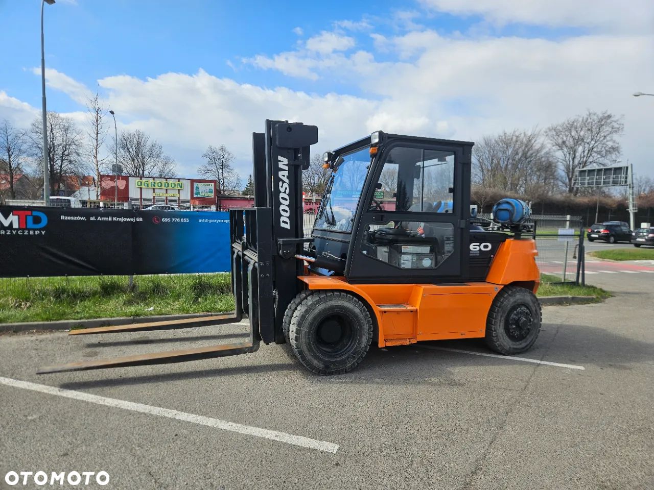 Doosan G60S-7 - 1