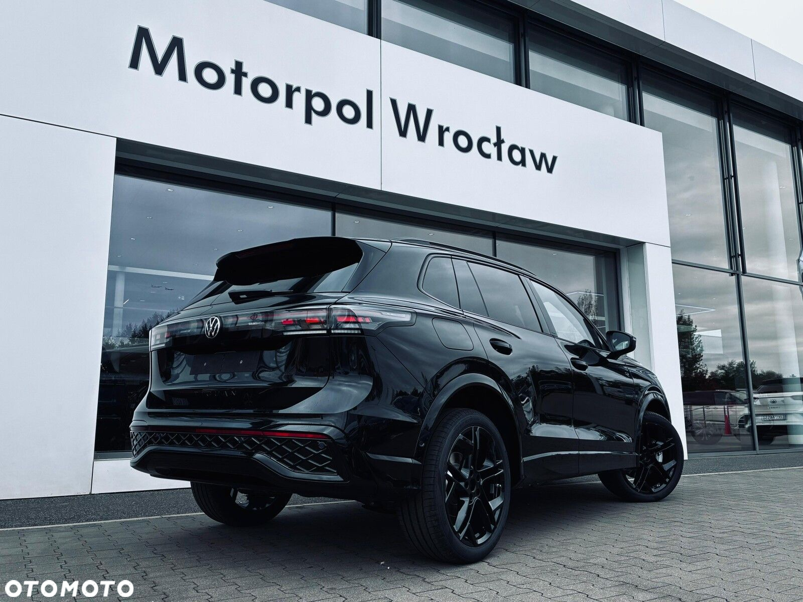 Volkswagen Tiguan - 10