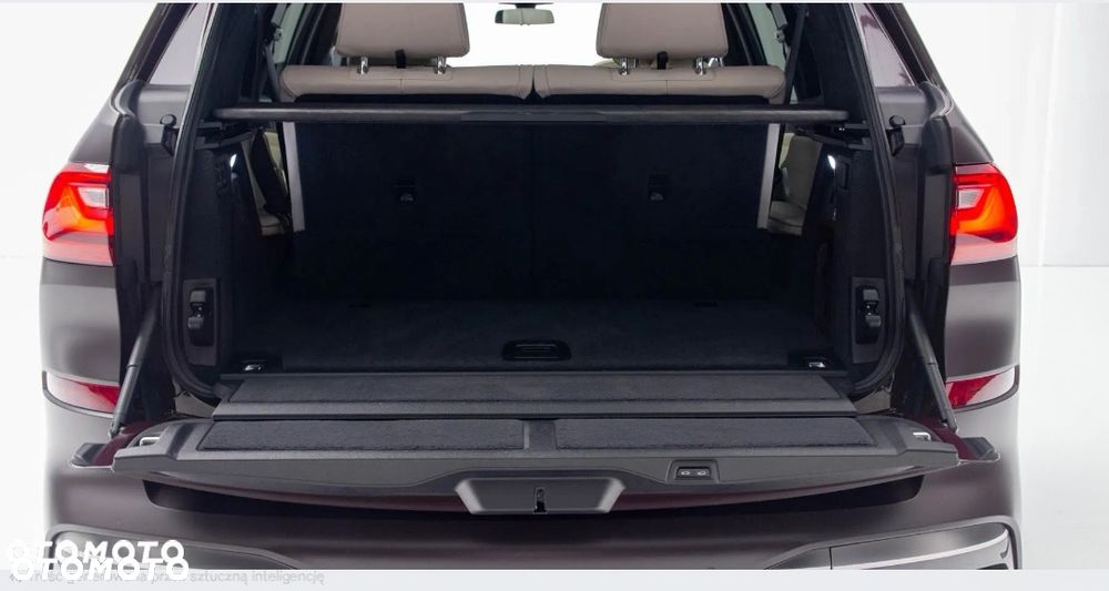 BMW X7 - 23