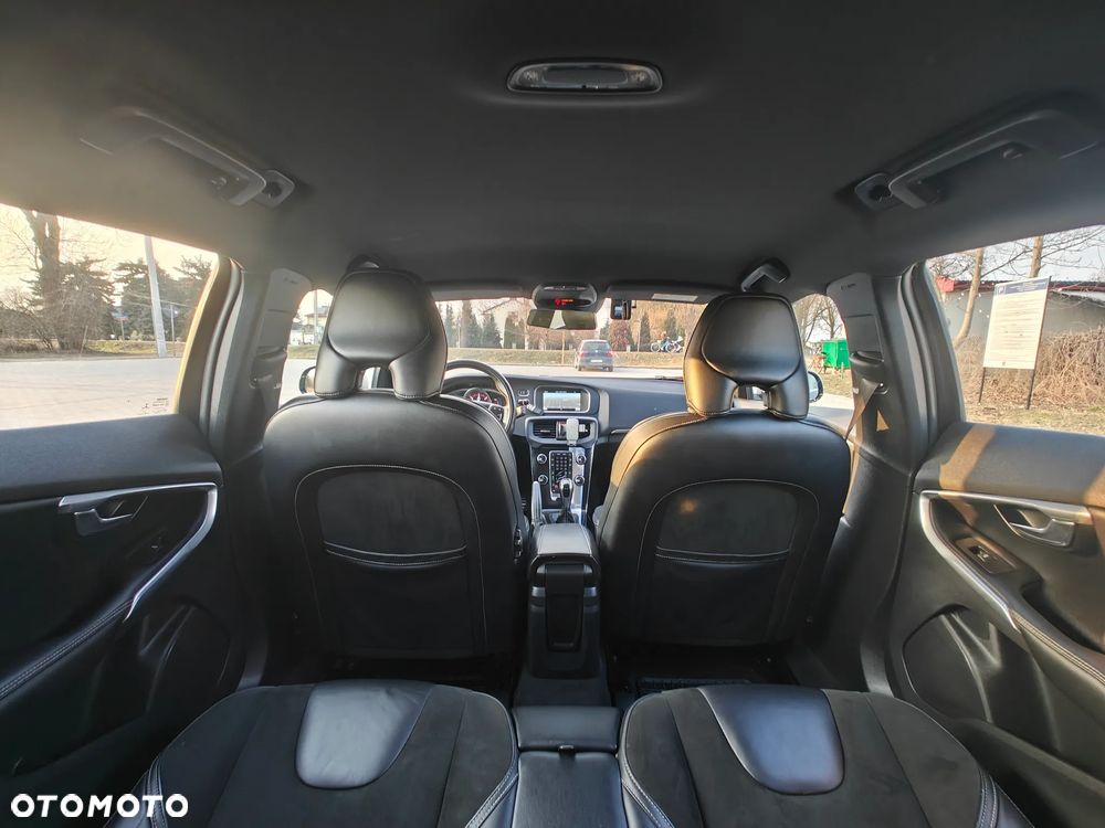Volvo V40 D4 Drive-E R-Design Kinetic - 14
