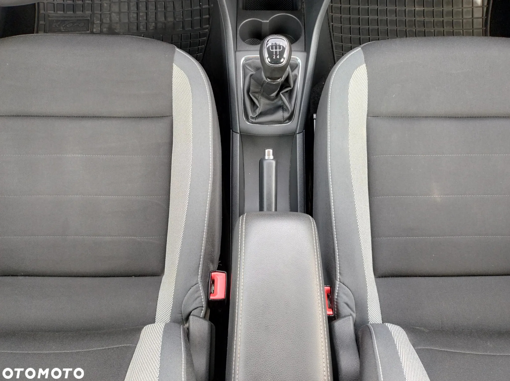 Skoda RAPID 1.0 TSI Ambition - 14