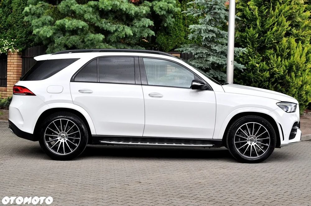 Mercedes-Benz GLE 300 d 4Matic 9G-TRONIC AMG Line - 14