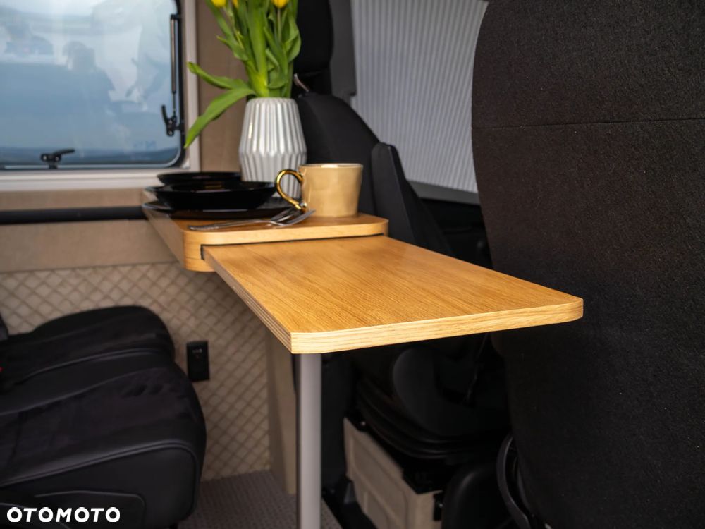 Mercedes-Benz Sprinter - 21