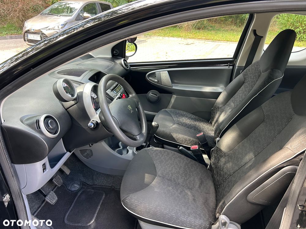 Peugeot 107 1.0 Happy Euro5 - 10