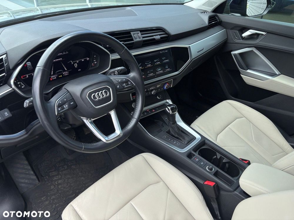 Audi Q3 - 10