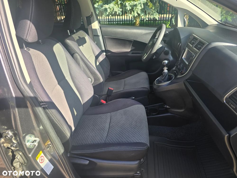 Toyota Verso S 1.33 VVT-i Life - 22