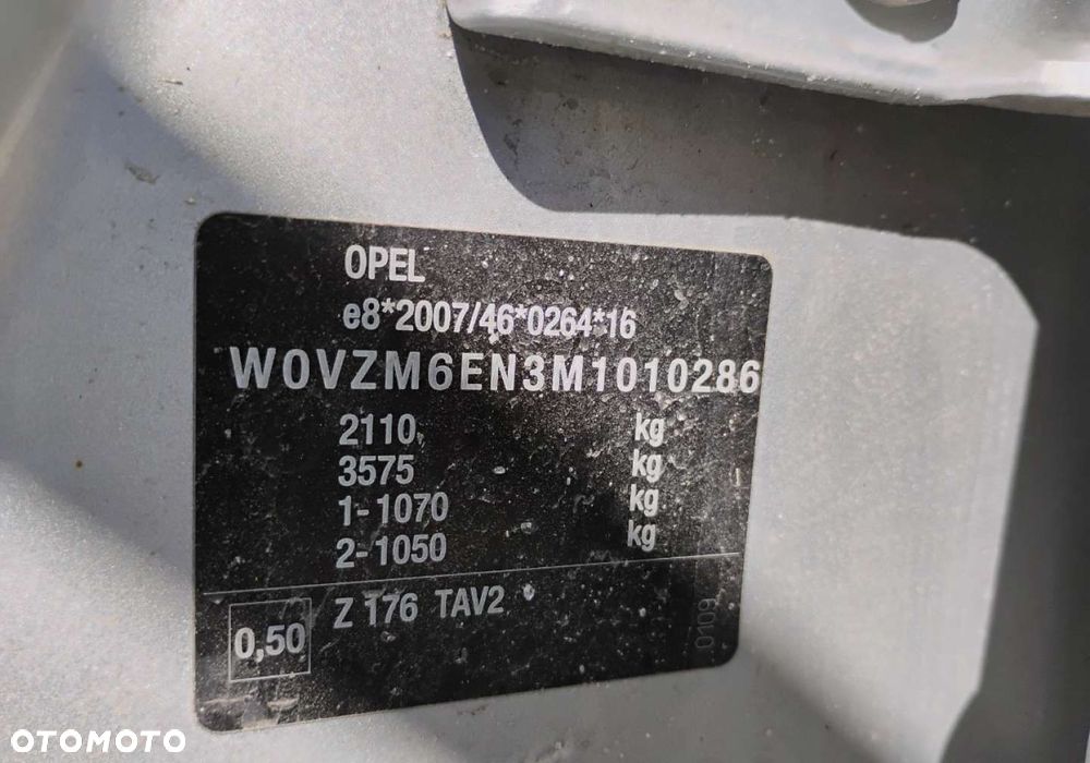Opel Insignia - 24